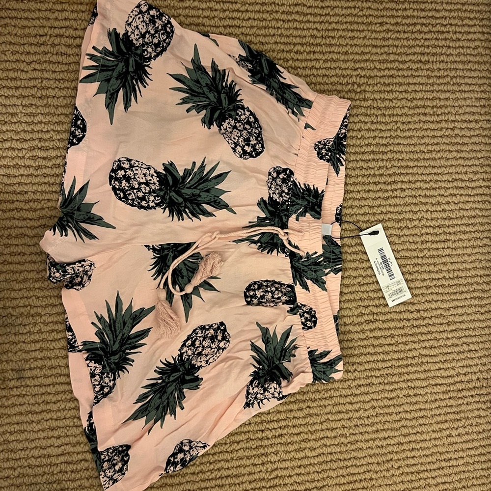 BB Dakota Pink Blossom Shorts
